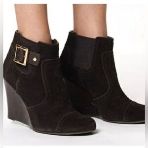Tory‎ Burch Adrienne Wedge Booties in Black Suede Size 6